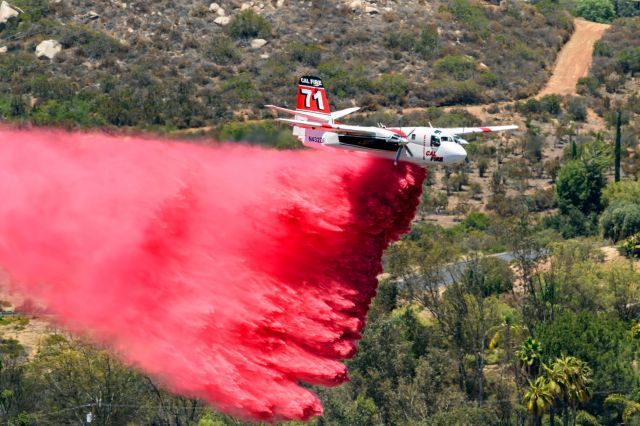 MARSH Turbo Tracker (N432DF) - Airtanker dropping fire retardant in Southern California 6/30/22