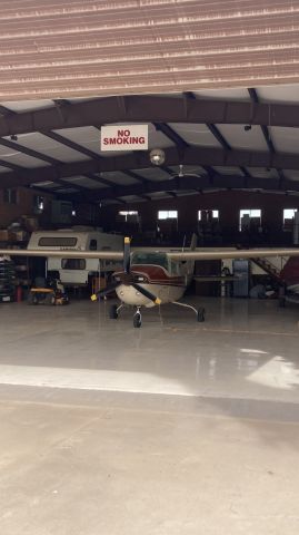 Cessna Centurion (N210PL)