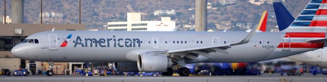 Airbus A321 (N403AN) - phoenix sky harbor 22NOV19