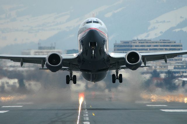 Boeing 737-800 (OE-LNK)