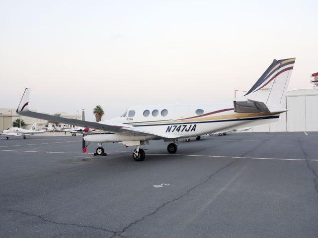 Beechcraft King Air 90 (N747JA) - A very nice, G1000 equipped King Air 90.