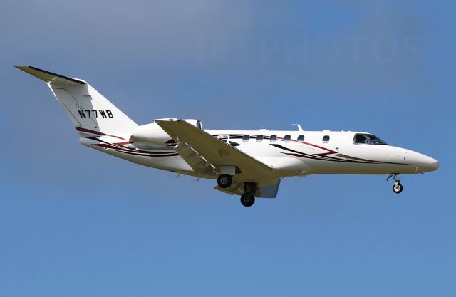 Cessna Citation CJ4 (N77WB)