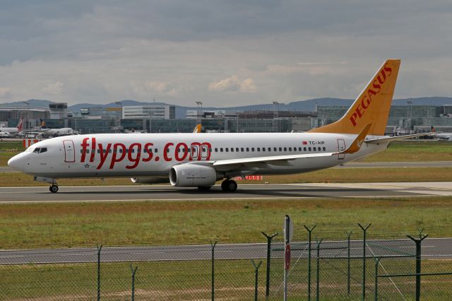 Boeing 737-800 (TC-AIP)