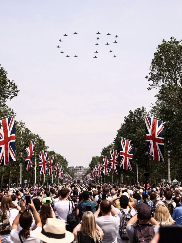 — — - 18 Eurofighter Typhoons of the Royal Air Force overfly London to mark the Birthday of King Charles III ( "Charles Rex")