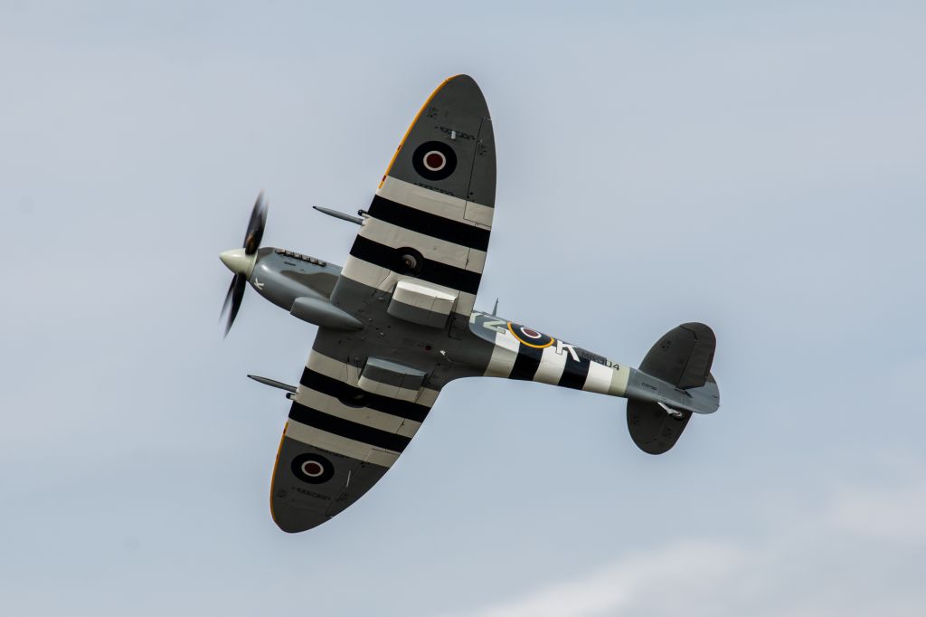 SUPERMARINE Spitfire (C-GYQQ) - Vintage Wings Spitfire at Aero Gatineau-Ottawa 2022