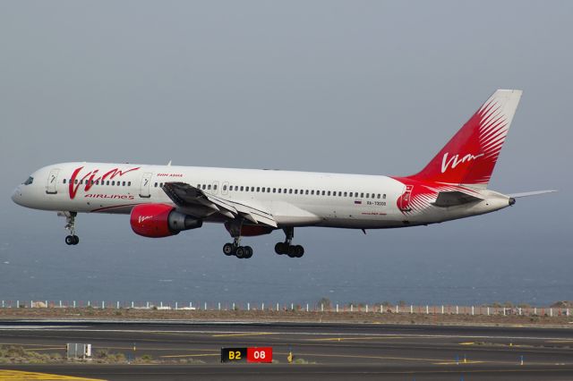 Boeing 757-200 (RA-73008)