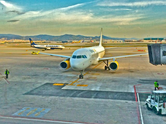 Airbus A320 (EC-LUN)