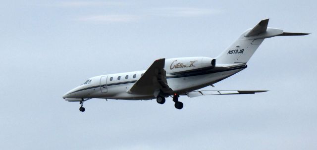 Cessna Citation X (N513JB) - On short final is this 2000 Cessna Citation 750 in the Winter of 2023.