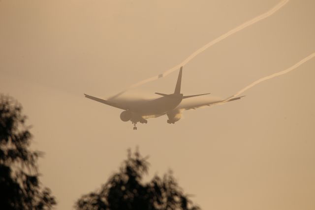 BOEING 777-300ER (RP-C7773)