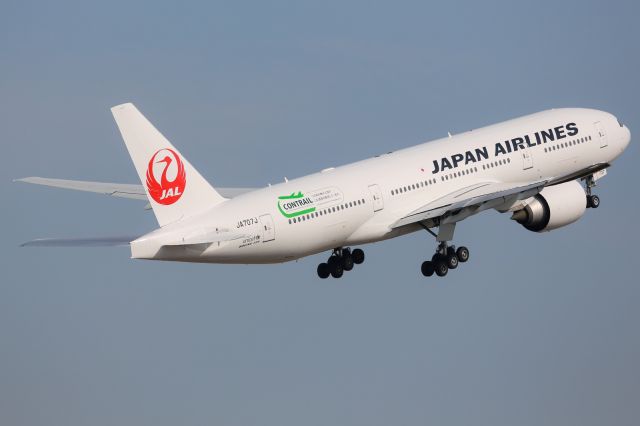 Boeing 777-200 (JA707J) - Seen here wearing the revised JAL livery.