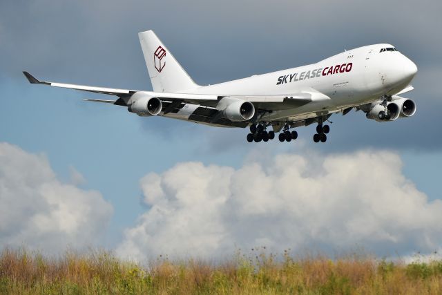 Boeing 747-400 (N908AR) - 10-C