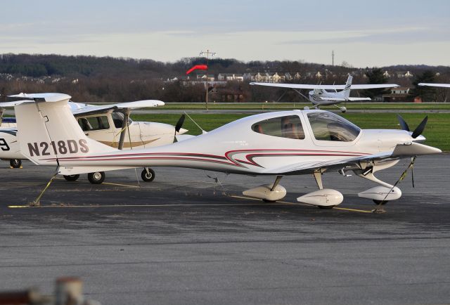 Diamond DA-20 (N218DS) - Seen at KFDK on 11/29/2009.      a href=http://discussions.flightaware.com/profile.php?mode=viewprofile&u=269247  [ concord977 profile ]/a