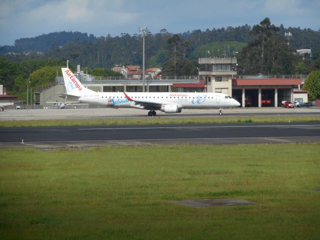 EMBRAER 195 (EC-LKX) - EC-LKX going to takeoff from LEVX destination LEMD. Date 24-04-2021