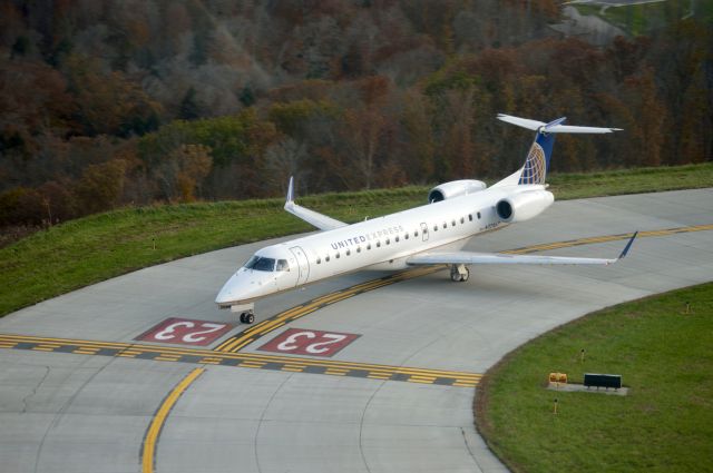 Embraer ERJ-135 (N12167)