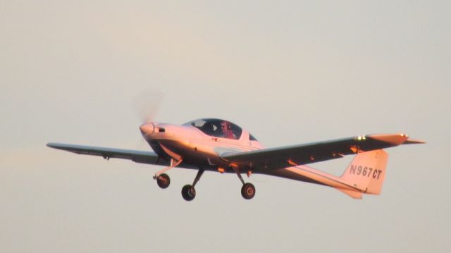 Diamond DA-20 (N967CT) - Departing KHEF on Jan 8, 2019