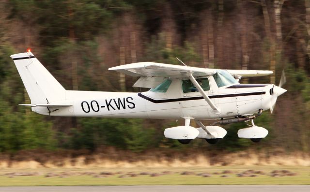 Cessna 152 (OO-KWS)