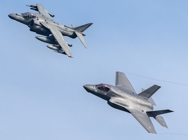 APJ7220 — - present and future in one shot 