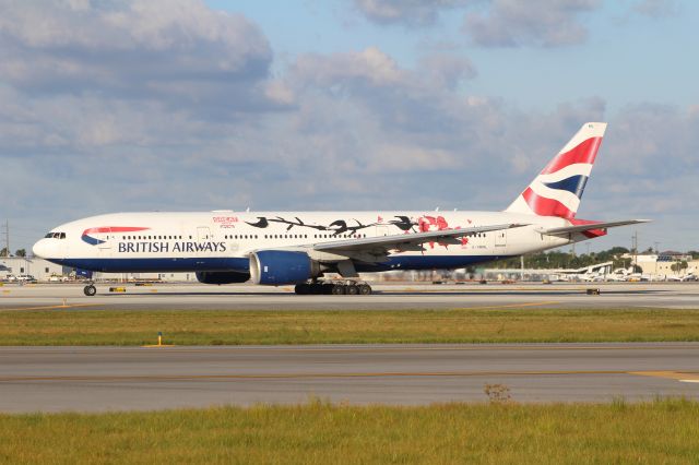 Boeing 777-200 (G-YMML)