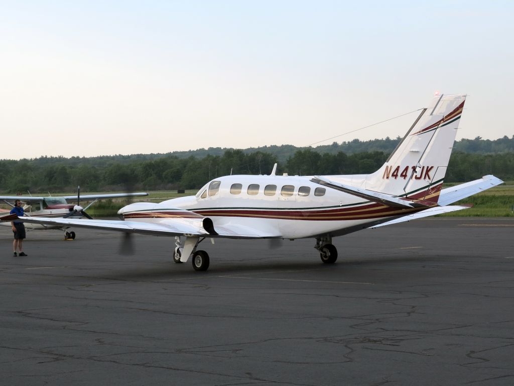 Cessna Conquest 2 (N441JK) - Very nice aircraft. Engine start.