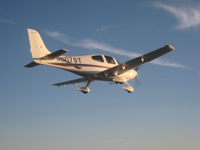 Cirrus SR-20 (N2075T) - Air to Air photo while working formation over Long Island, NY