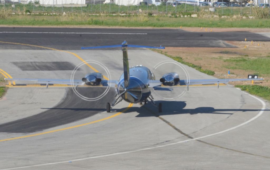 Piaggio P.180 Avanti (D-IVIN)