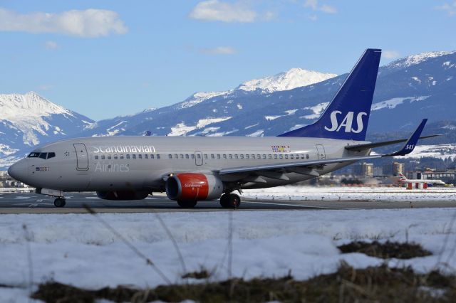 Boeing 737-700 (LN-RNU)