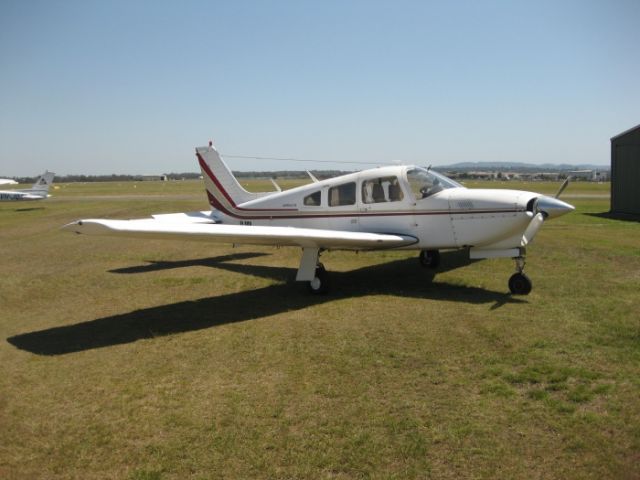 Piper Cherokee Arrow (VH-RMW)