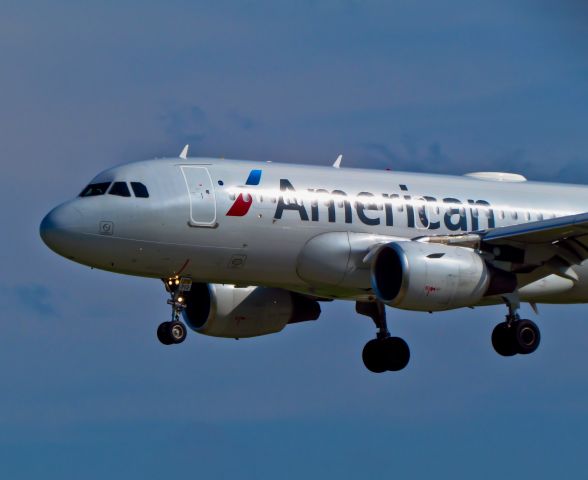 Airbus A319 (N712US)