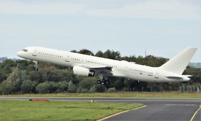 Boeing 757-200 (02-4452) - "stilt76" usaf c-32b 02-4452 dep shannon 31/8/20.