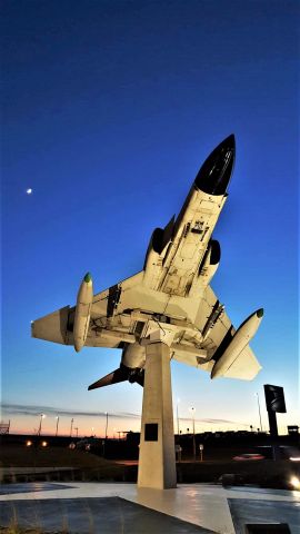 McDonnell Douglas F-4 Phantom 2 — - Capt Lance Sijan Memorial