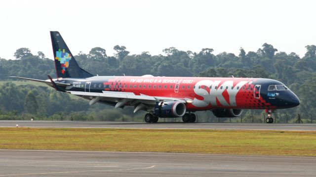 Embraer ERJ-190 (PR-AUQ)