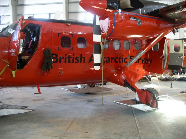 De Havilland Canada Twin Otter (VP-FBB) - Antarctica 