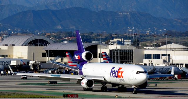 Boeing MD-11 (N614FE) - FDX Md-11F at KLAX