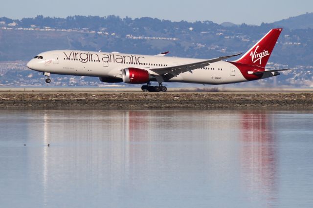 Boeing 787-9 Dreamliner (G-VWHO)