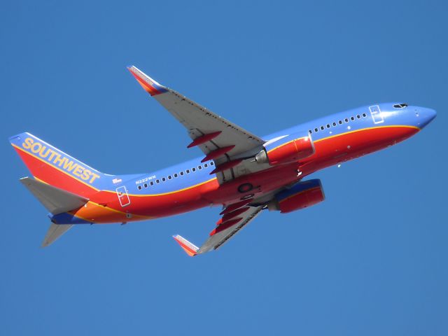 Boeing 737-700 (N222WN) - Jan 13, 2009