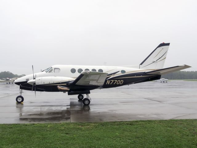 Beechcraft King Air 100 (N770D) - 29 September 2015