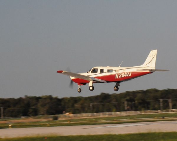 Piper Saratoga (N2847J)