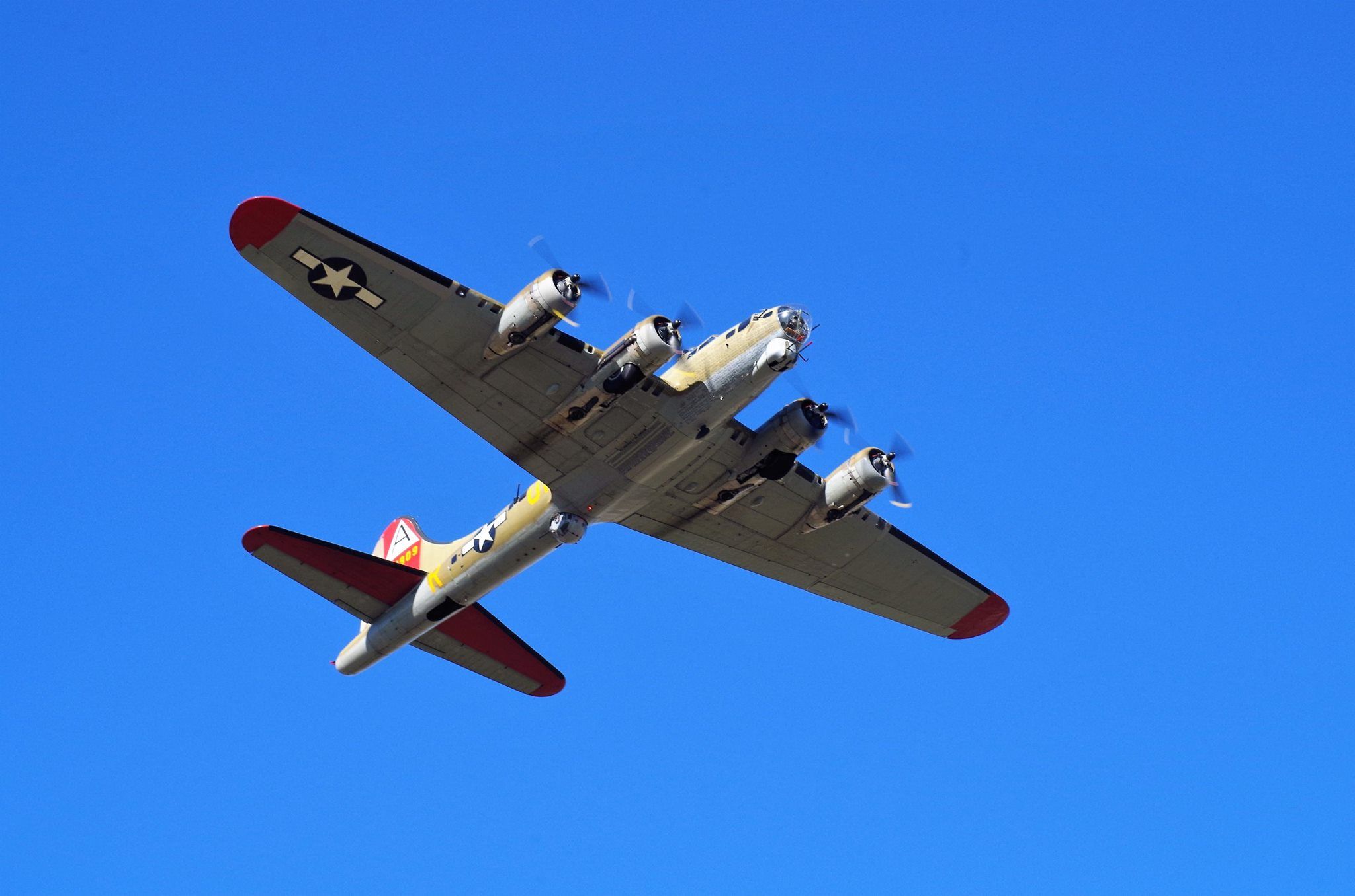 Boeing B-17 Flying Fortress (N93012) - B17 “Nine-O-Nine” departing KPWA from 17R on 03-APR-2016.