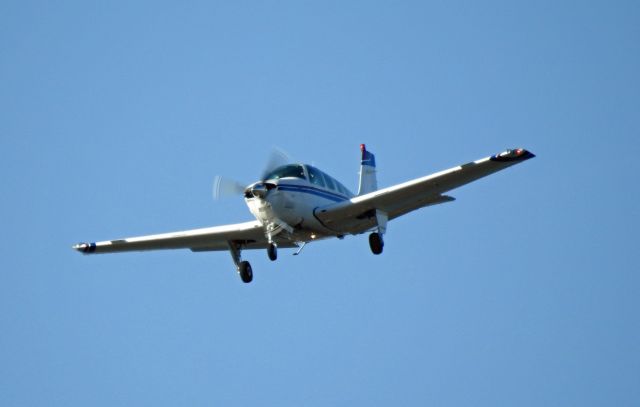Beechcraft Bonanza (36) (N228DM)