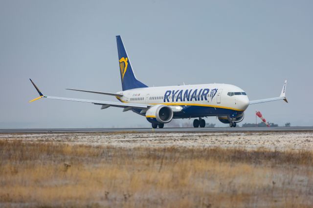 Boeing 737-800 (EI-IHO)