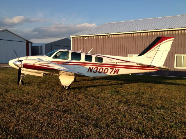 Beechcraft Baron (58) (N3007W)