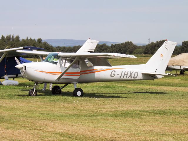 Cessna Commuter (G-IHXD)