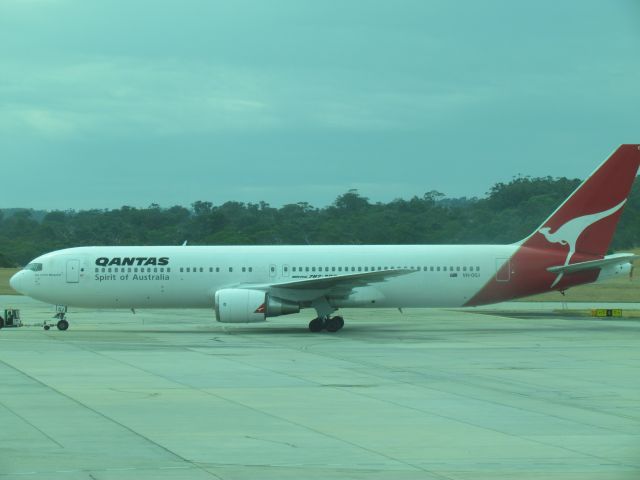 VH-OGJ — - ABOUT TO LEAVE SYDNEY