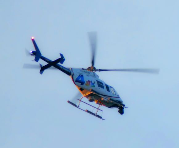 — — - Panasonic FZ300