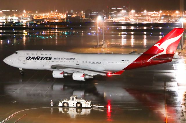 Boeing 747-400 (VH-OEH)