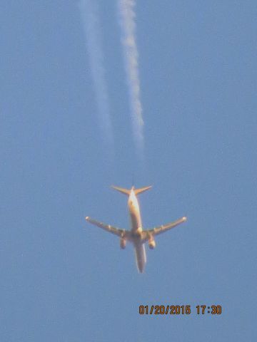 Boeing 737-900 (N68453) - United Airlines flight 1610 from SAN to IAD over Southeastern Kansas at 37,000 feet.