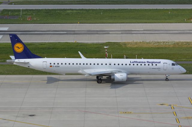 Embraer ERJ-190 (D-AEBH)