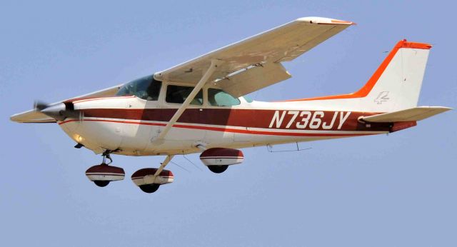 Cessna Skyhawk (N736JY)