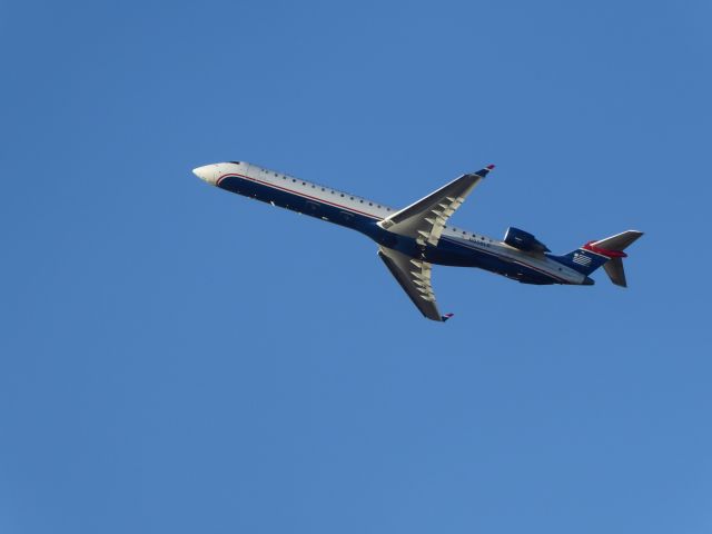 Canadair Regional Jet CRJ-200 (N956LR)