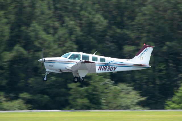 Beechcraft Bonanza (36) (N1830V)